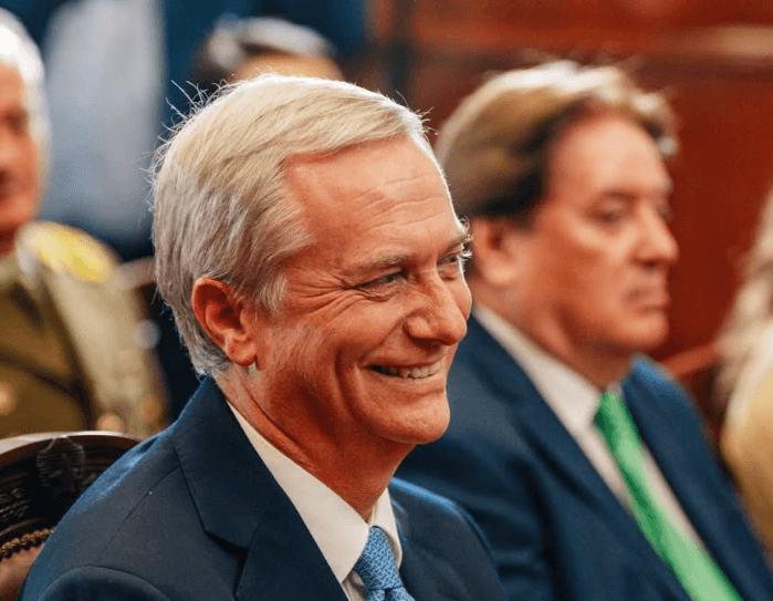 Entre lo prometido y lo posible