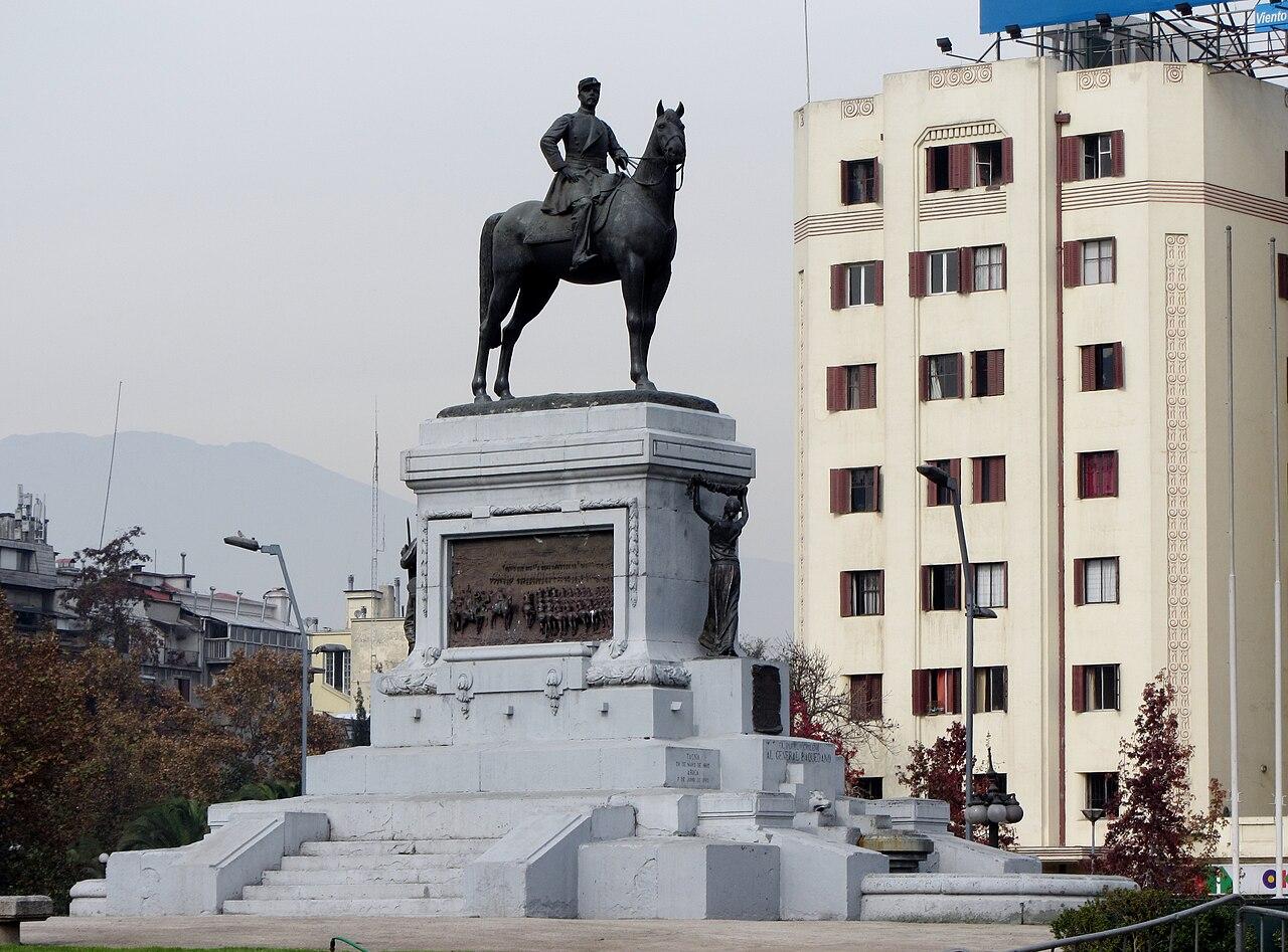Boric frente a Baquedano